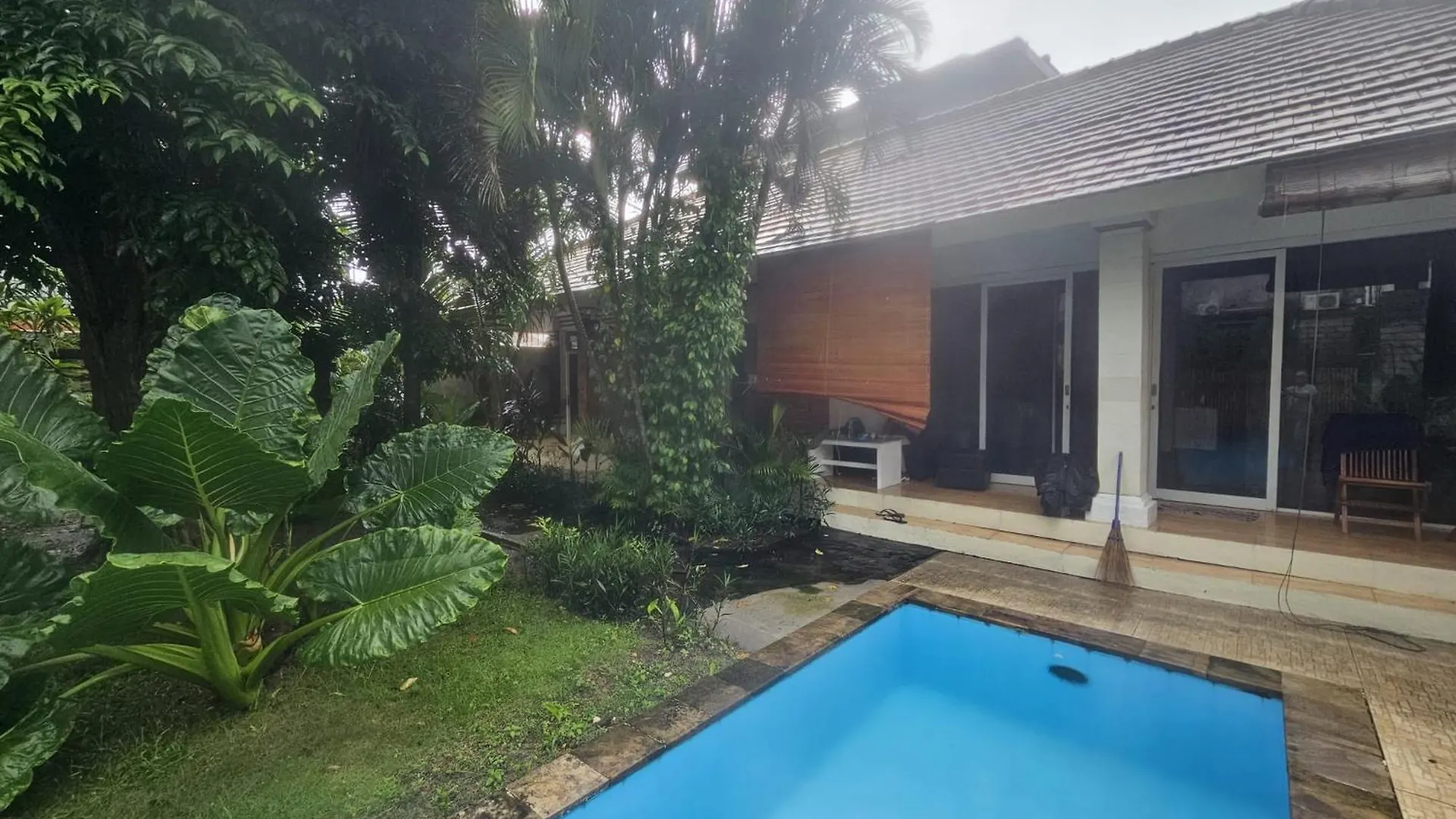 Hostel Two Brothers Guesthouse Legian  Indonesia