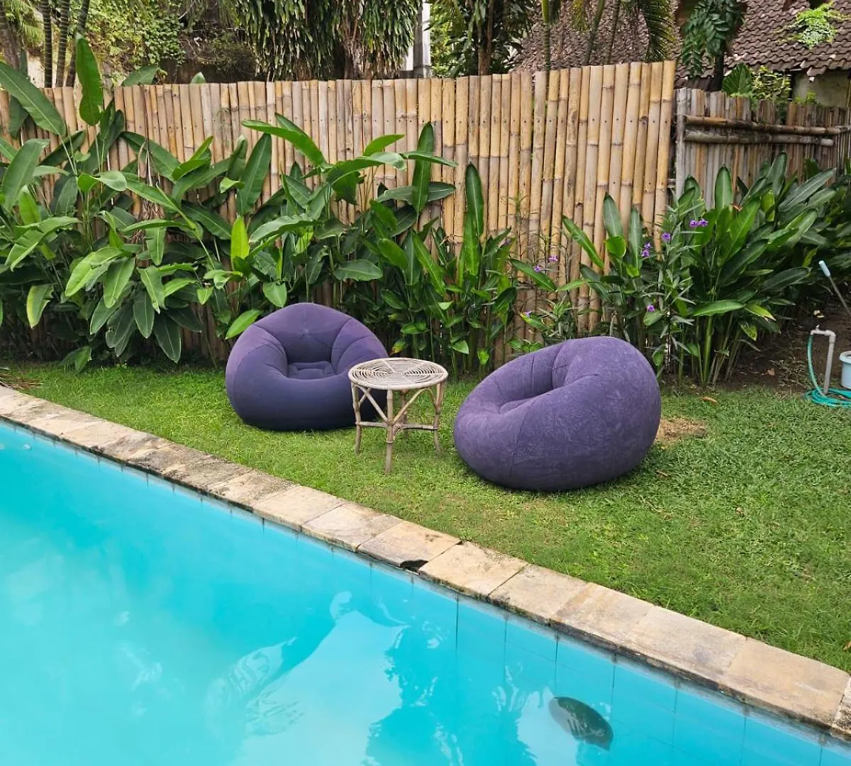Two Brothers Guesthouse Legian  Hostel